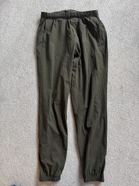 Lululemon men’s surge jogger regular length